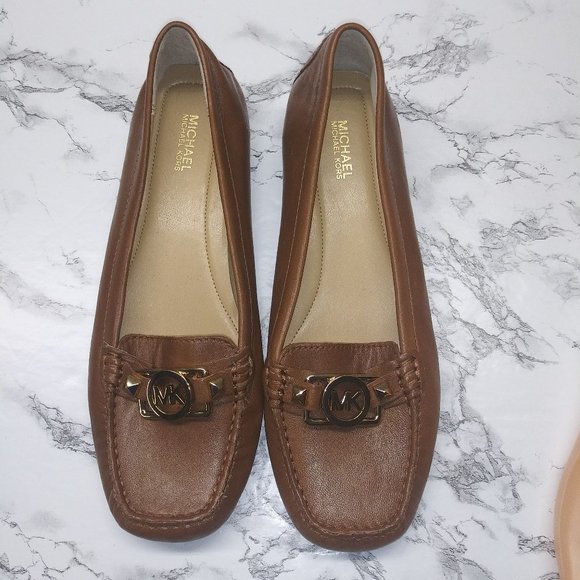 Michael Kors Driving Moccasins Tan 